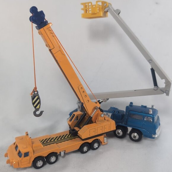 2 Shinsei Mini Power K1300 911NC Kato NK-750 Jumbo Crane 4105 Aerial Work Blue - Picture 1 of 16